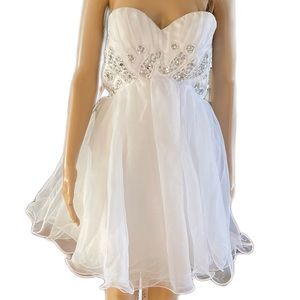 Grace Karin White Sleeveless Rhinestone and Embellished Fit & Flare Dress Size 4